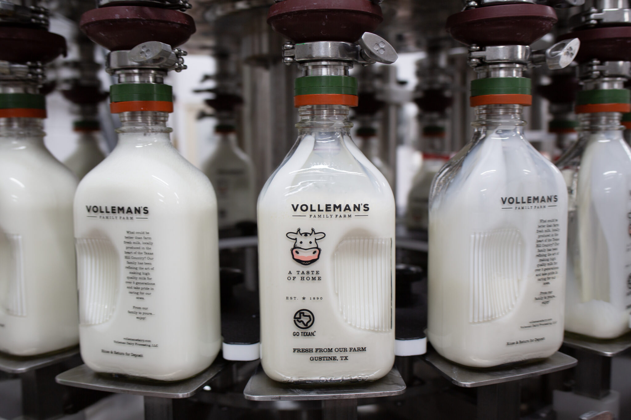 Why We Choose Glass Bottles At Volleman's Volleman's Family Farm
